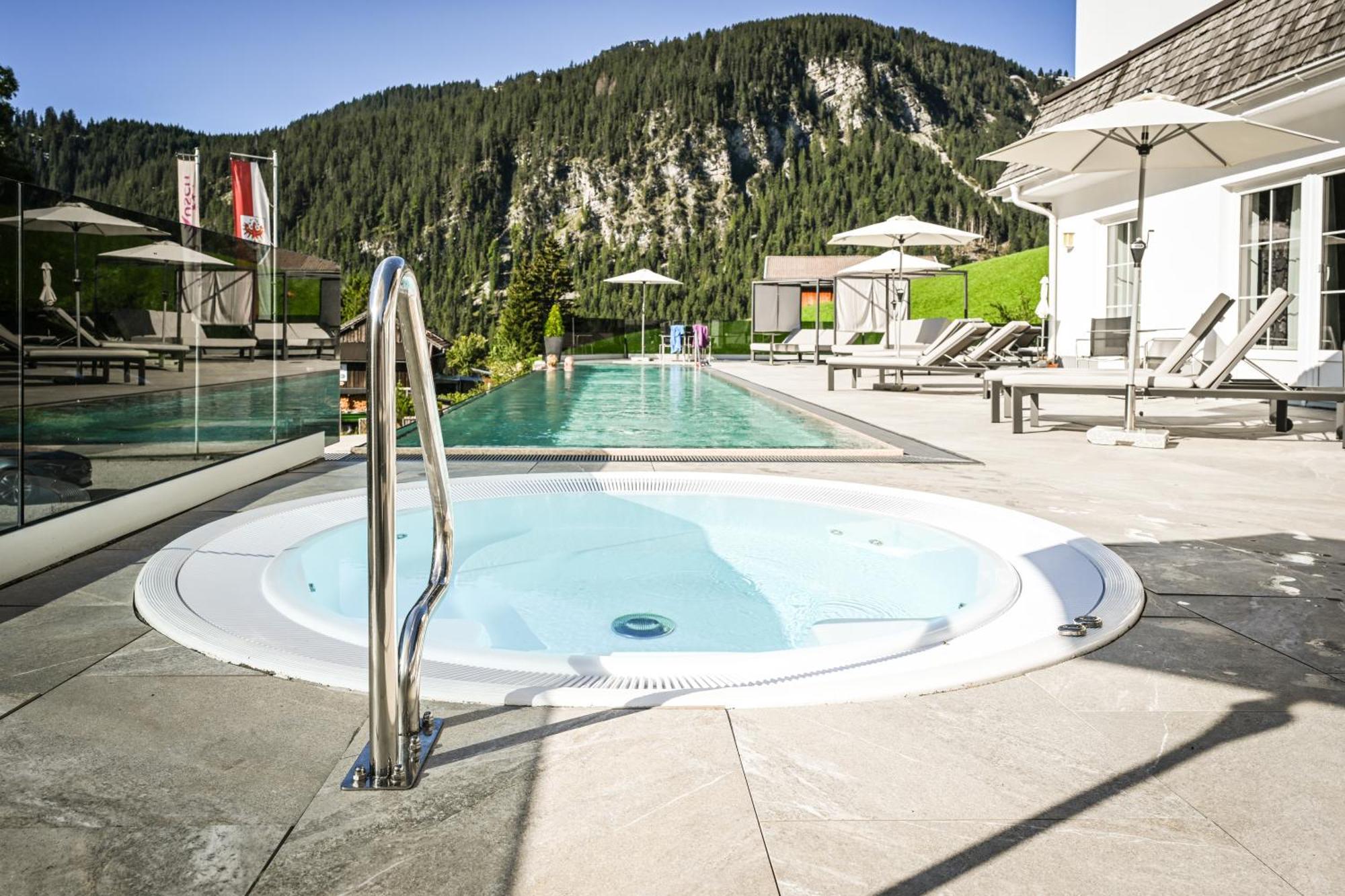 Berghotel Almrausch Berwang Esterno foto