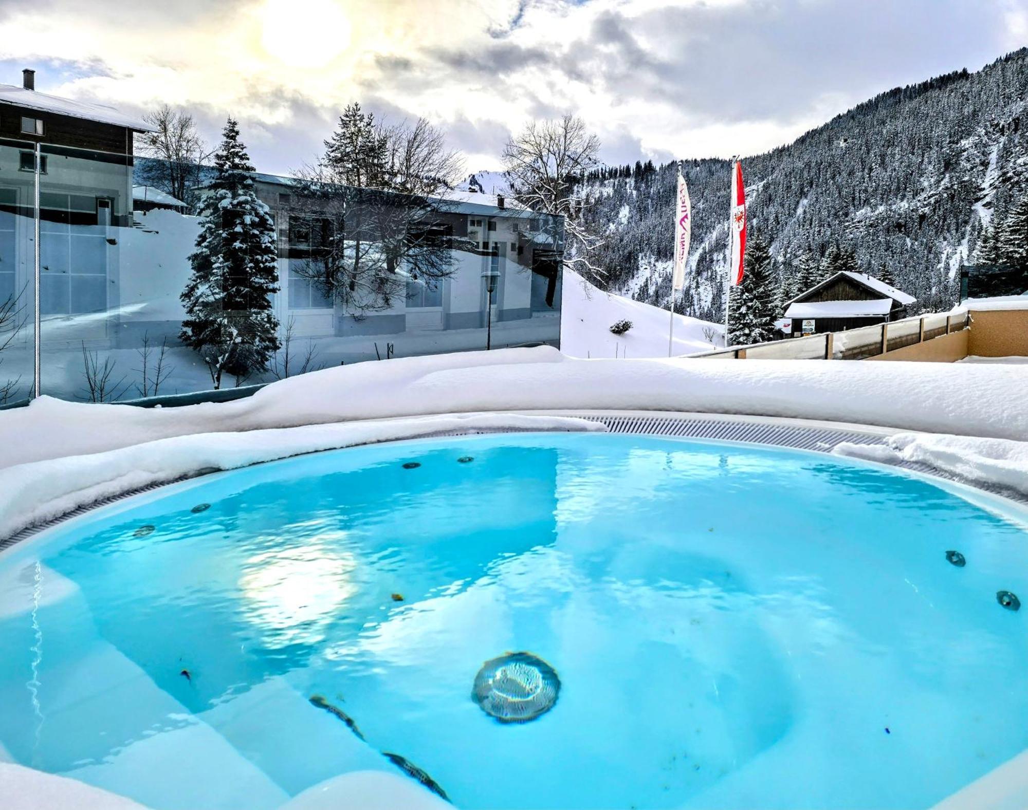 Berghotel Almrausch Berwang Esterno foto