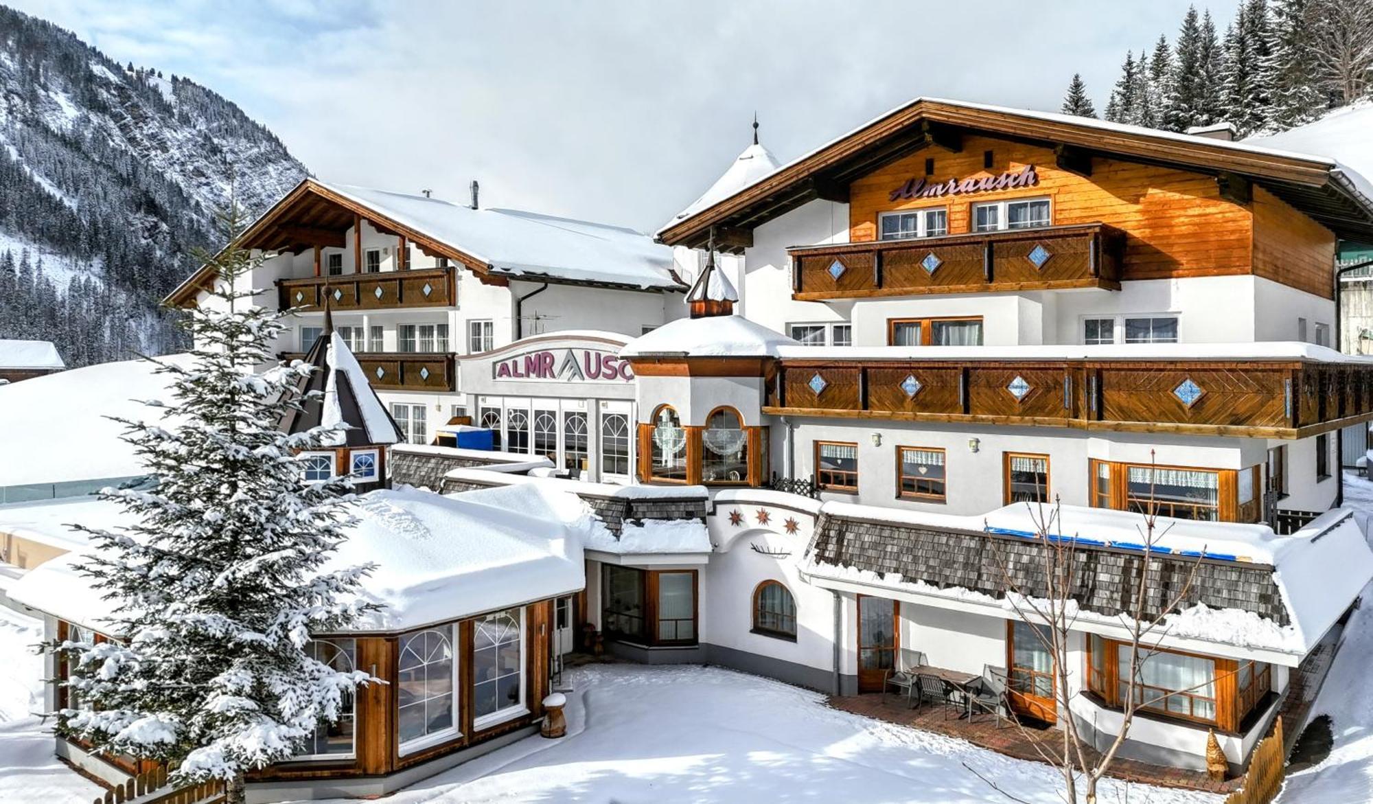 Berghotel Almrausch Berwang Esterno foto